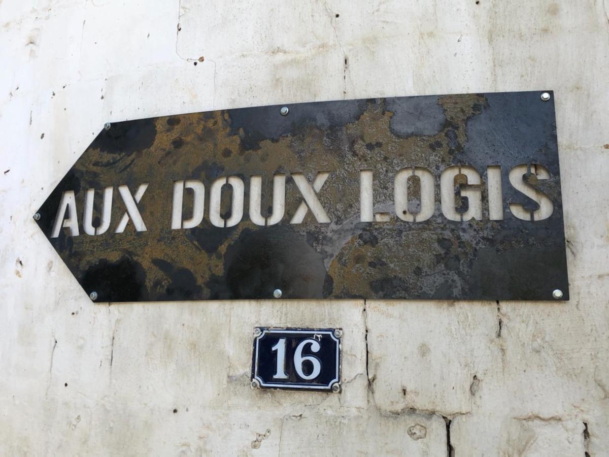 古埃圣安德烈Aux Doux Logis别墅 外观 照片